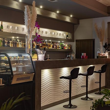 Hotel Moran & Spa Powidz  Luaran gambar