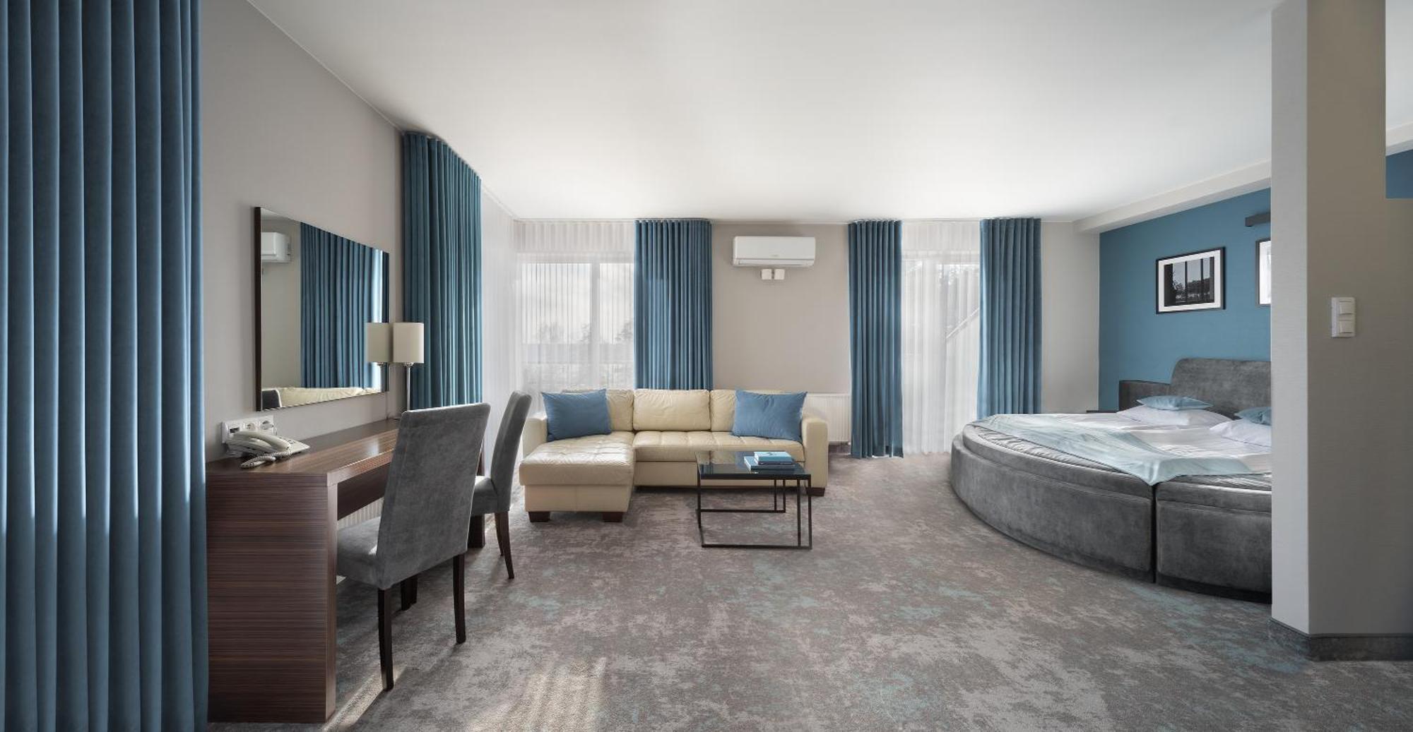 Hotel Moran & Spa Powidz  Luaran gambar